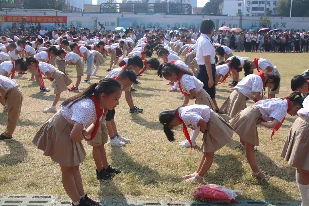 “迎民族盛会 向祖国致敬”——西斯达城市森林学校小学部2019-2020学年第一学期开学典礼隆重举行