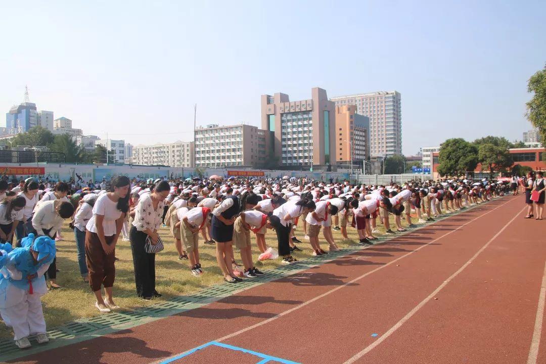 “迎民族盛会 向祖国致敬”——西斯达城市森林学校小学部2019-2020学年第一学期开学典礼隆重举行