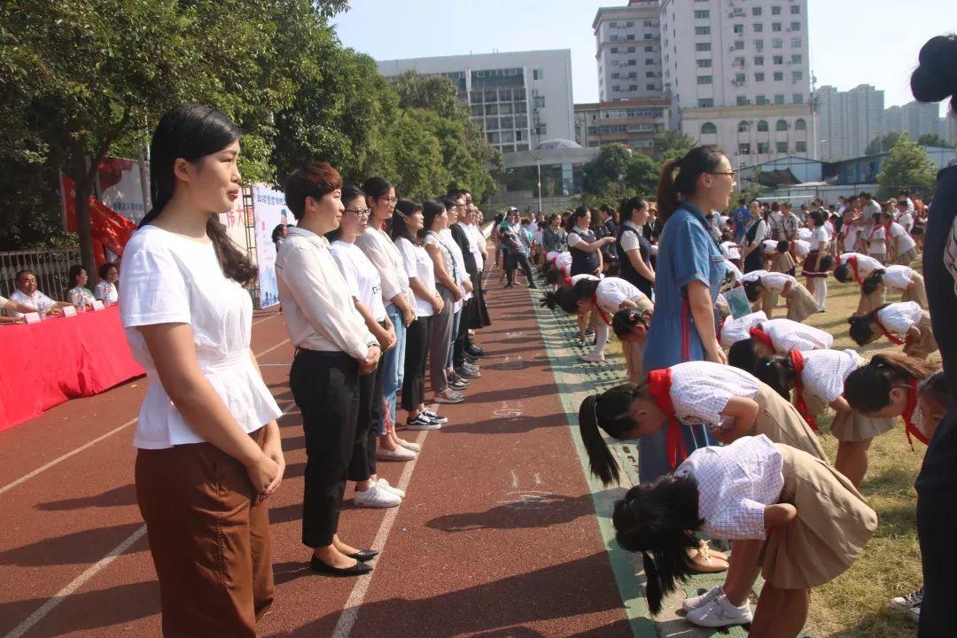 “迎民族盛会 向祖国致敬”——西斯达城市森林学校小学部2019-2020学年第一学期开学典礼隆重举行