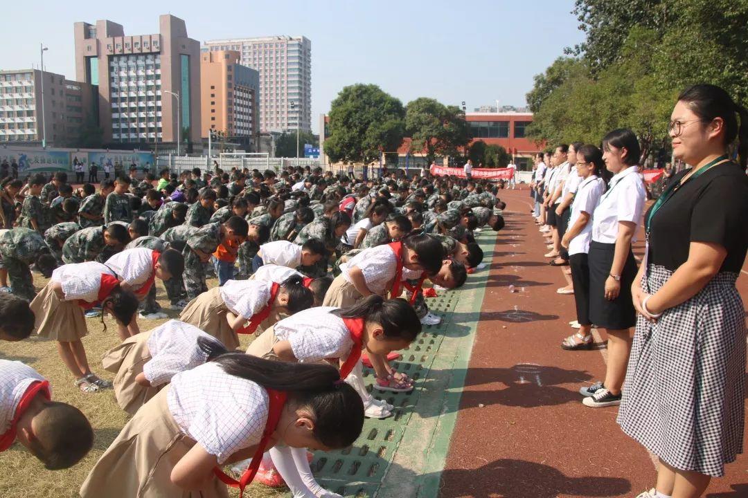 “迎民族盛会 向祖国致敬”——西斯达城市森林学校小学部2019-2020学年第一学期开学典礼隆重举行