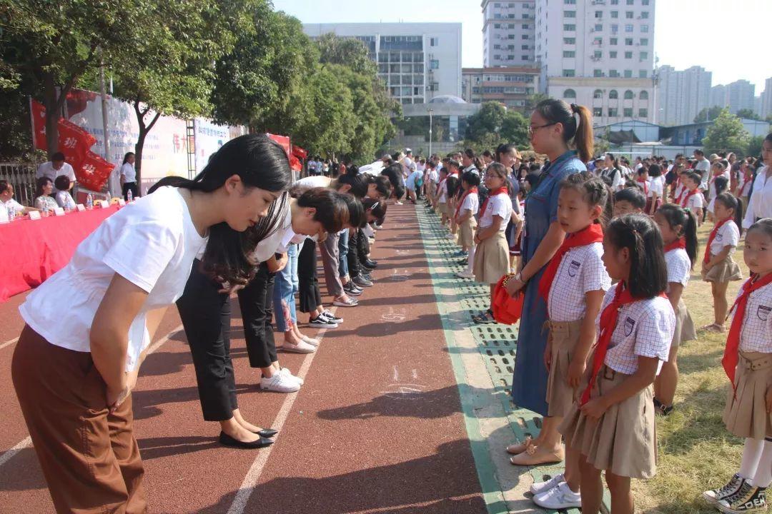 “迎民族盛会 向祖国致敬”——西斯达城市森林学校小学部2019-2020学年第一学期开学典礼隆重举行