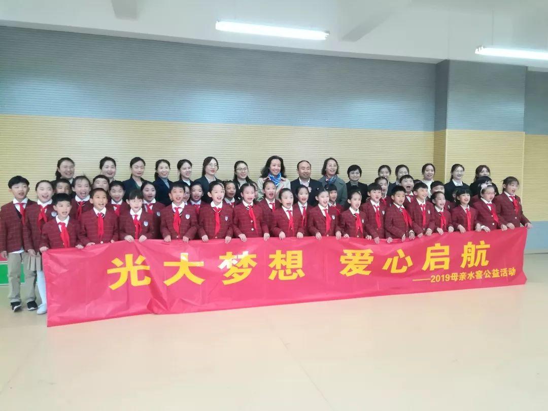 中央台名导来啦! 中央台名导来啦!