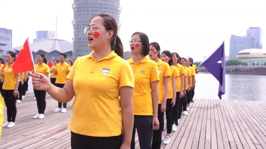 喜迎国庆,以歌纪念——西斯达献礼祖国70华诞! 喜迎国庆,以歌纪念——西斯达献礼祖国70华诞!