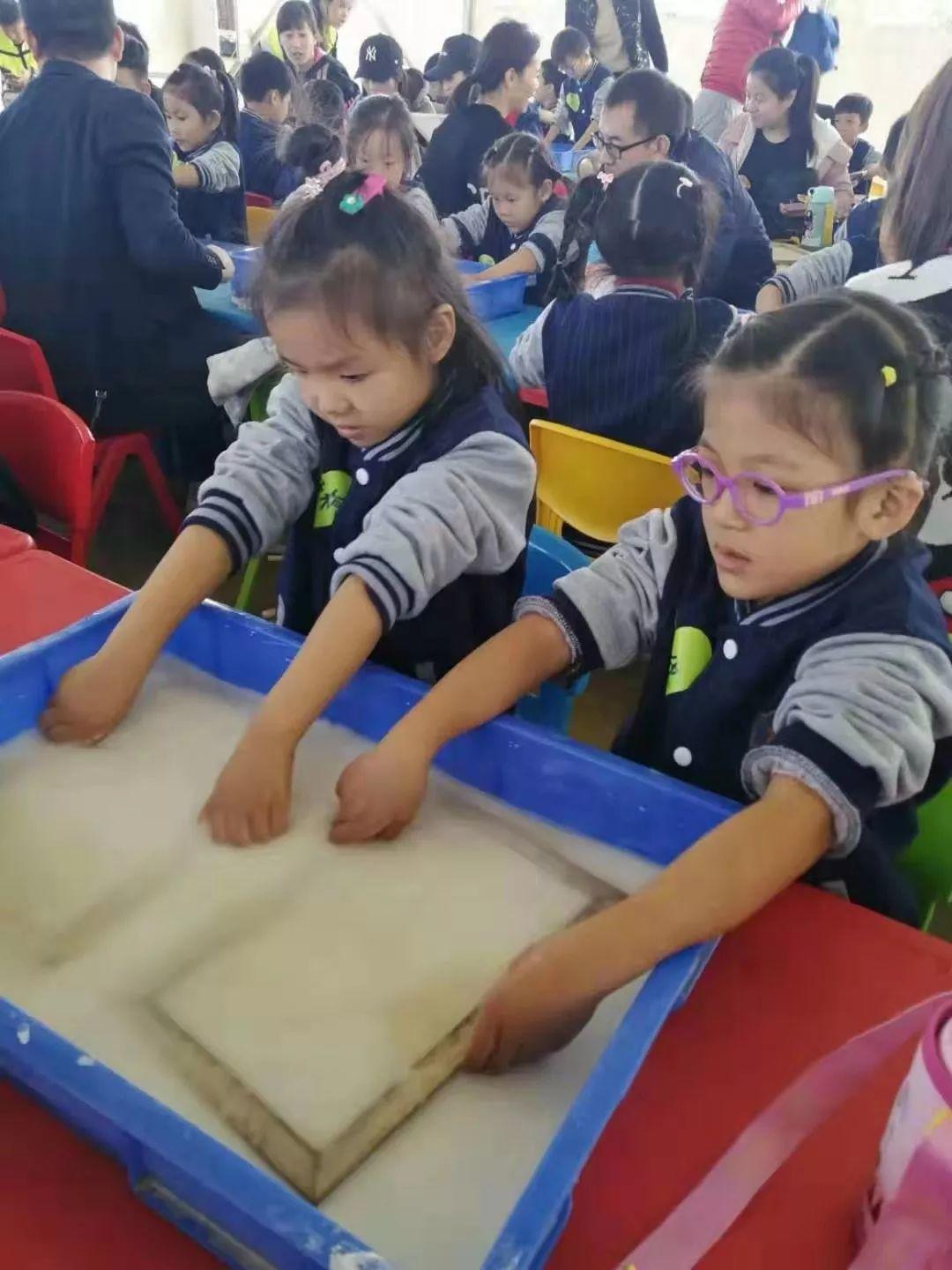 西斯达多元素养秋季亲子户外研学营——让孩子快乐学习! 西斯达多元素养秋季亲子户外研学营——让孩子快乐学习!