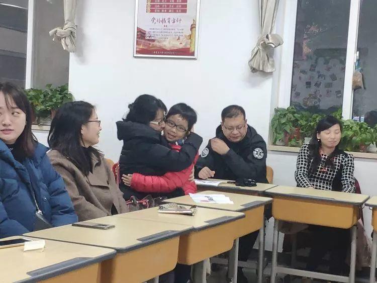 【和谐校园】星星点亮黑夜,感恩照亮心灵——西斯达城市森林学校小学部“感恩节”活动温暖你我 【和谐校园】星星点亮黑夜,感恩照亮心灵——西斯达城市森林学校小学部“感恩节”活动温暖你我