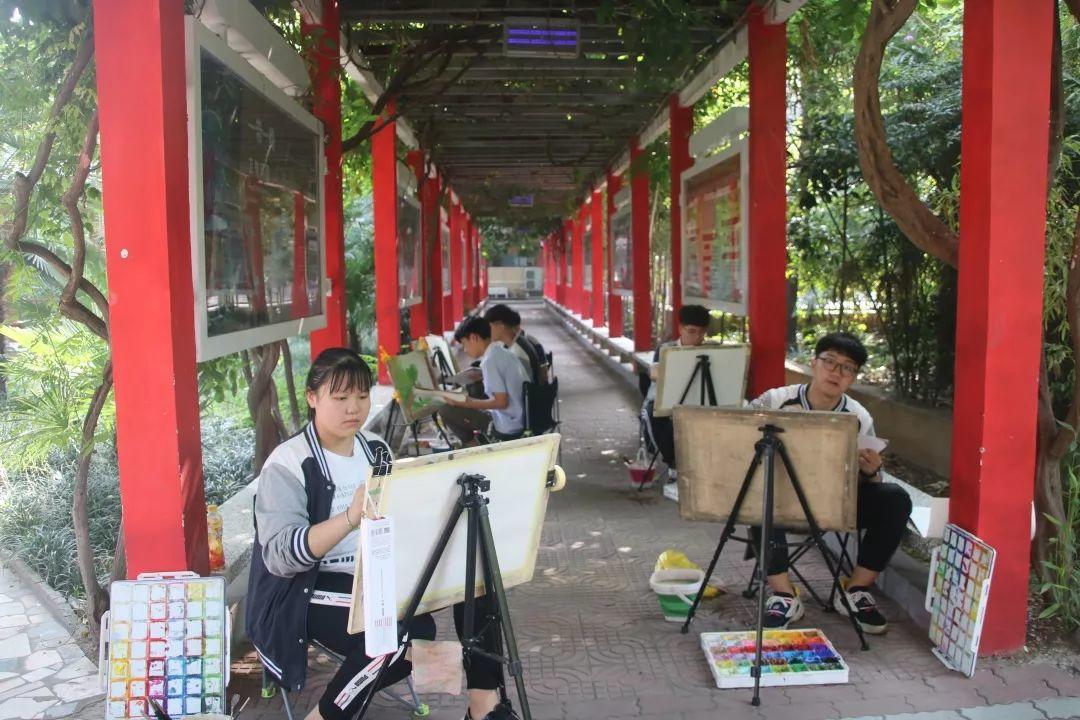 不容错过!艺考生提分就来西斯达高三艺考生文化课冲刺营!学位抢报中...... 不容错过!艺考生提分就来西斯达高三艺考生文化课冲刺营!学位抢报中......