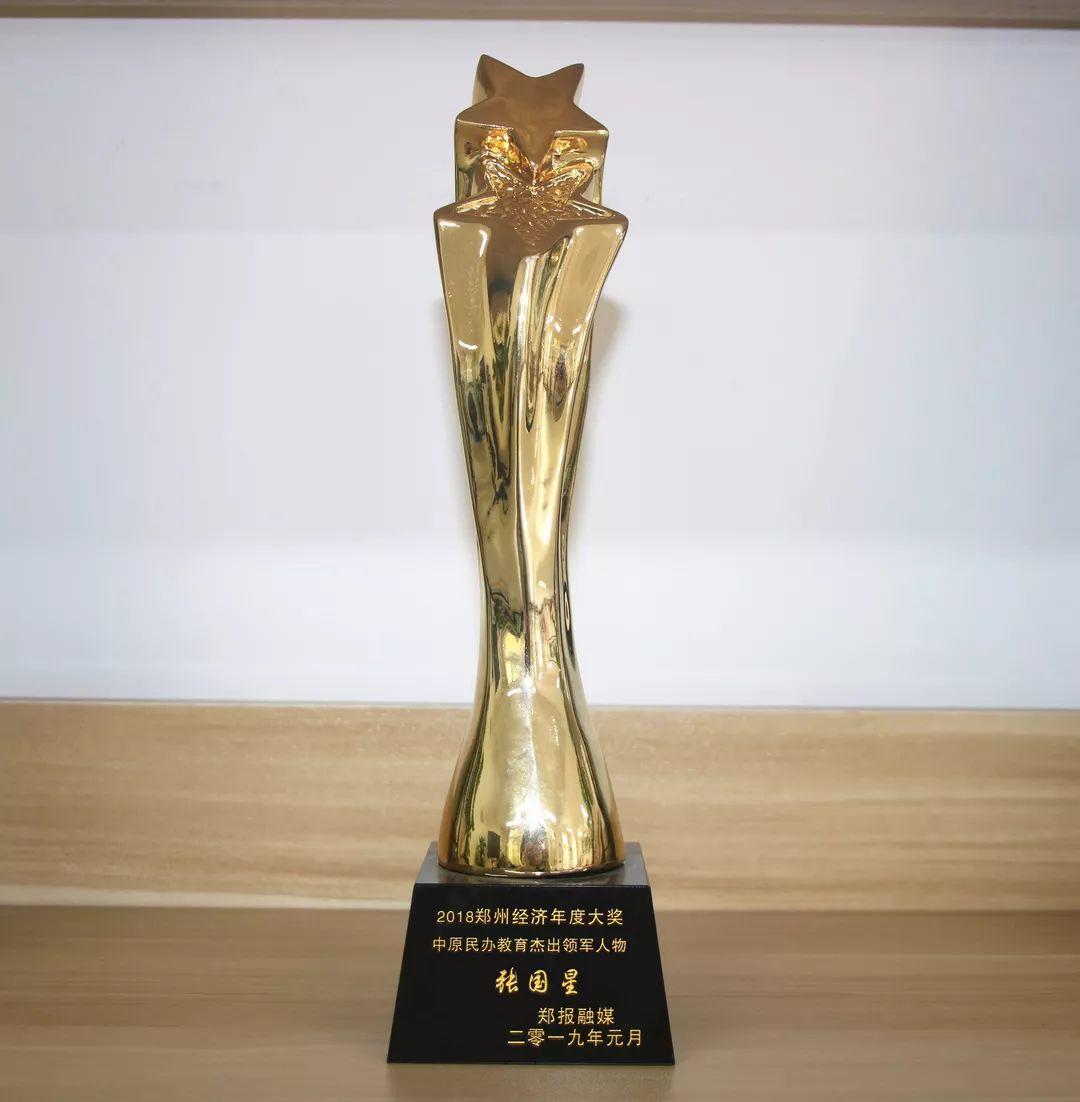 不容错过!艺考生提分就来西斯达高三艺考生文化课冲刺营!学位抢报中...... 不容错过!艺考生提分就来西斯达高三艺考生文化课冲刺营!学位抢报中......