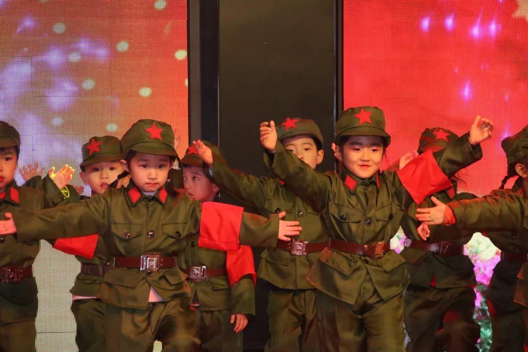 畅想中国梦 · 魅力西斯达——西斯达幼教事业部迎新汇演 畅想中国梦 · 魅力西斯达——西斯达幼教事业部迎新汇演