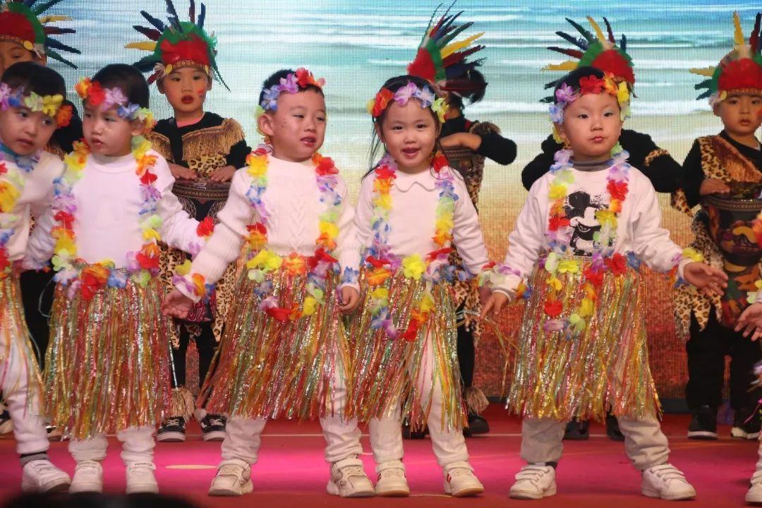 畅想中国梦 · 魅力西斯达——西斯达幼教事业部迎新汇演 畅想中国梦 · 魅力西斯达——西斯达幼教事业部迎新汇演
