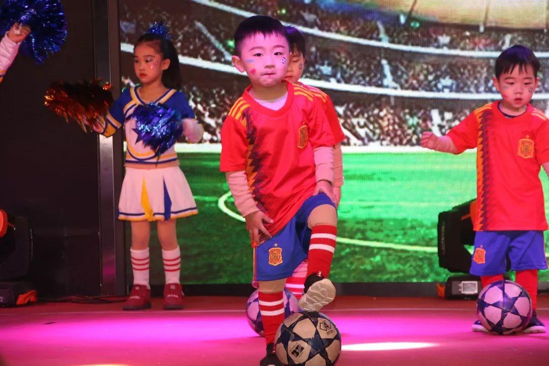 畅想中国梦 · 魅力西斯达——西斯达幼教事业部迎新汇演 畅想中国梦 · 魅力西斯达——西斯达幼教事业部迎新汇演