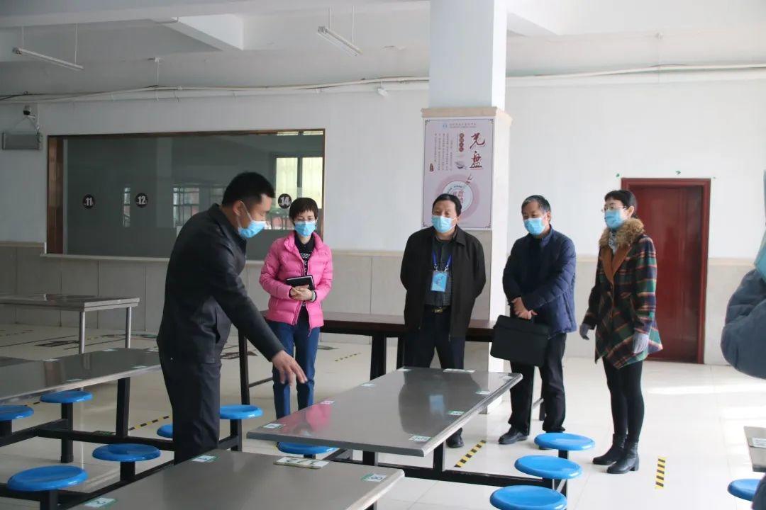 郑州市教育局督导组到西斯达城市森林学校检查指导疫情防控工作 郑州市教育局督导组到西斯达城市森林学校检查指导疫情防控工作